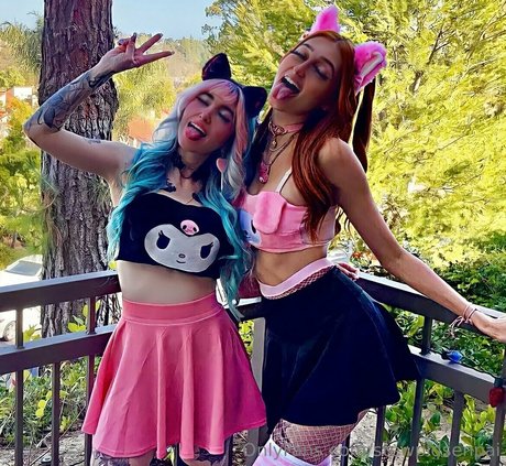 stewpidsenpai model pretty photo