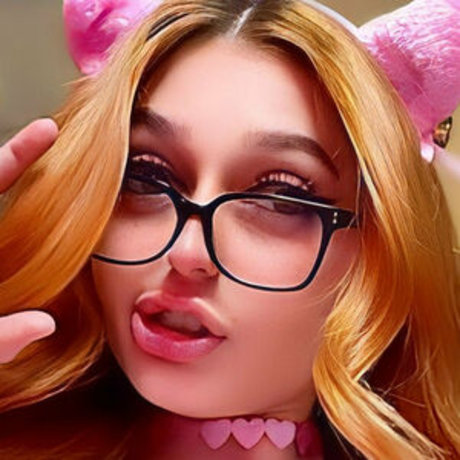 stewpidsenpai model nice photo