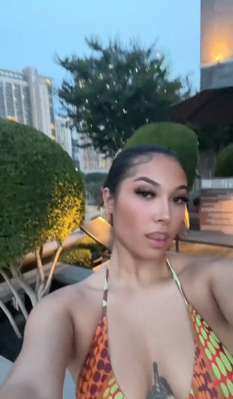 ra rosy model exclusive image