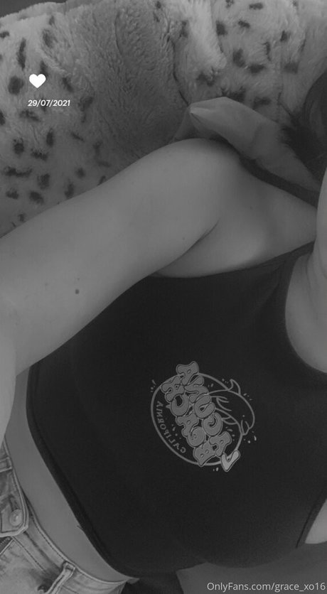 perky tits onlyfans exclusive images