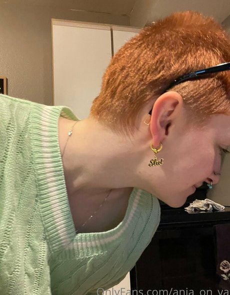 beautiful blonde onlyfans hot archive