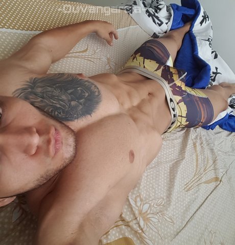 Duvan Garcia erotic model pic