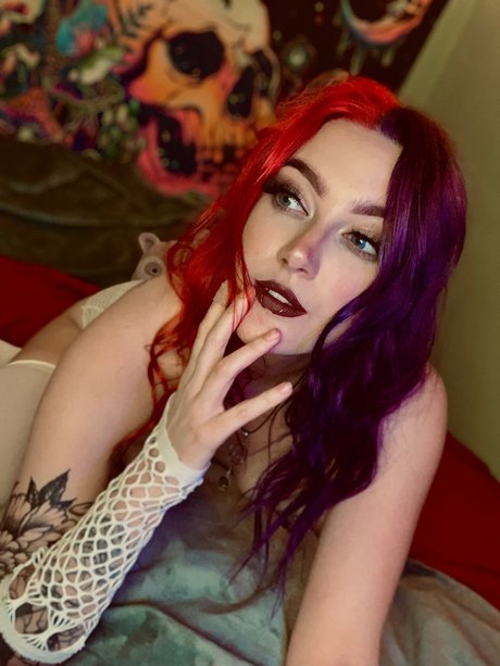 Nadia Roselyn star hot archive