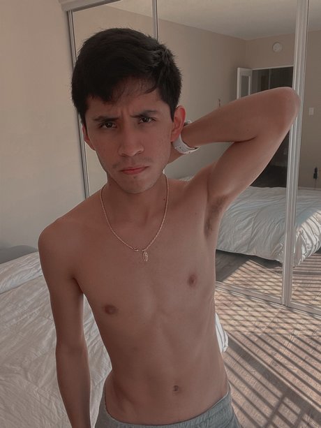 Edgar Aguilar model best picture