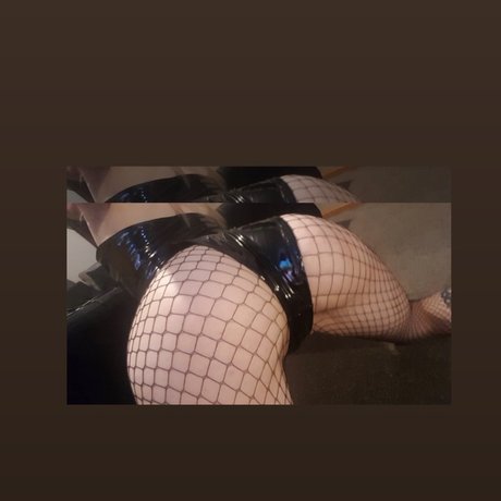 cute babe onlyfans hd photo