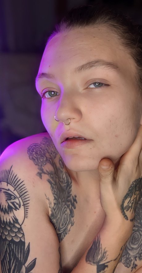 Daire Ember profile pic