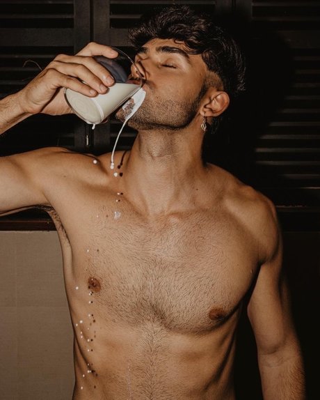 Carlospaya8 porn actress img