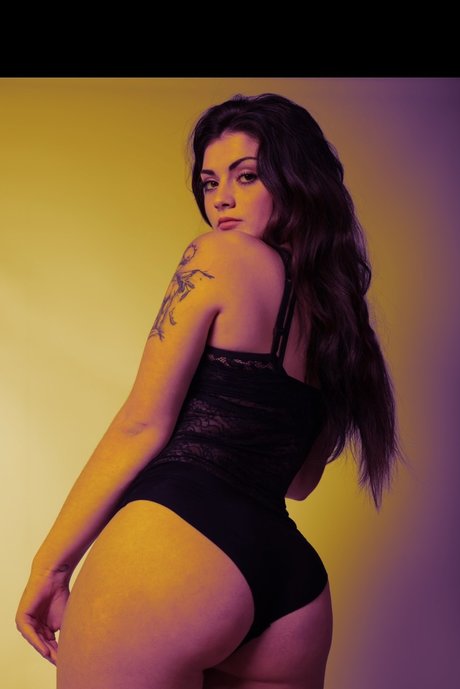 Nenda naked actress archive