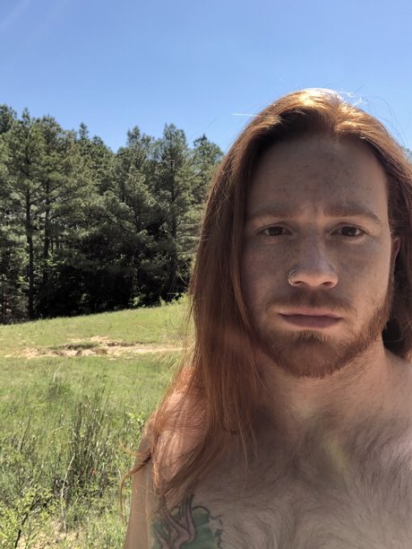 Jeremiah Maynard pornographic model pic