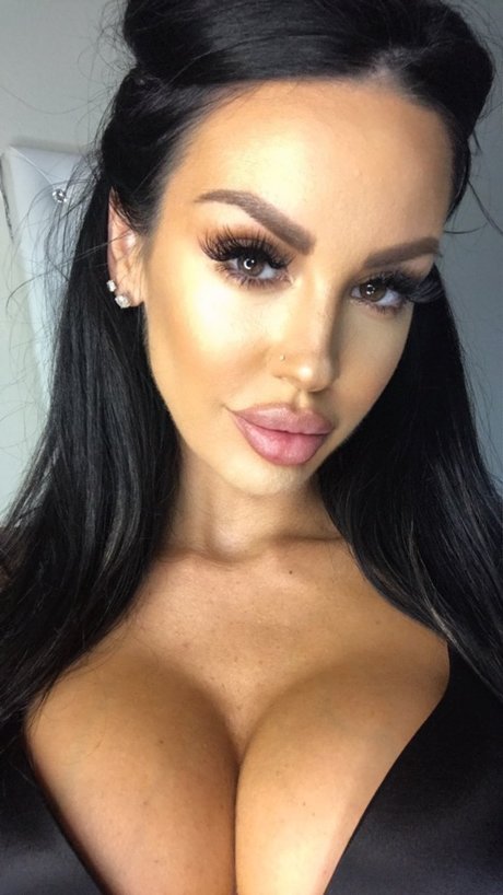 mom daughter onlyfans porno picture