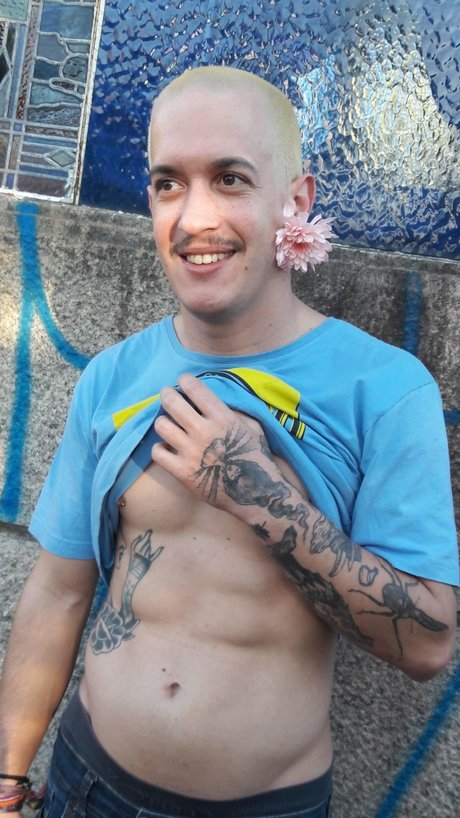 ALT model porn photos