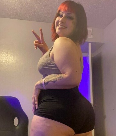 peeing onlyfans hot sexy pic