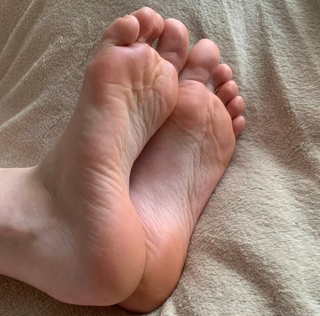 rubybunnyy naked pornstar pictures