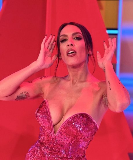 black naked onlyfans free photos