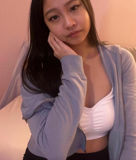 queenbaddii beautiful model archive