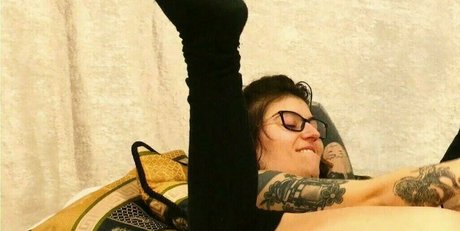 nataliewinz star nude pictures