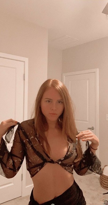 lila davis star best img