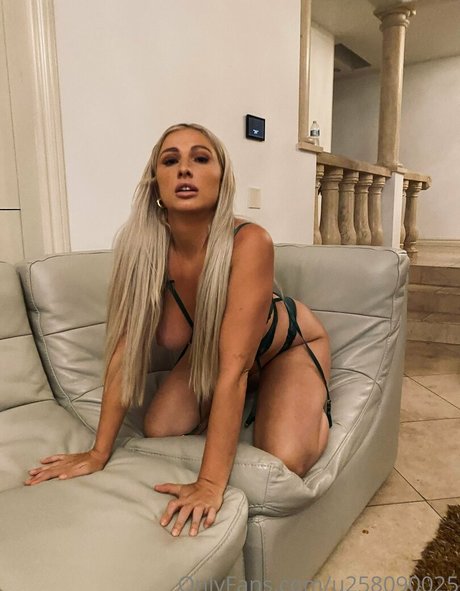 young teen onlyfans top image