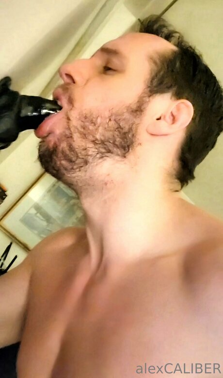 naked asian onlyfans free image