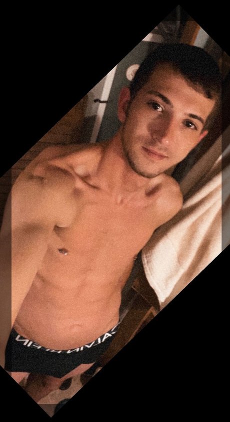 MCaddend pornstar naked pic
