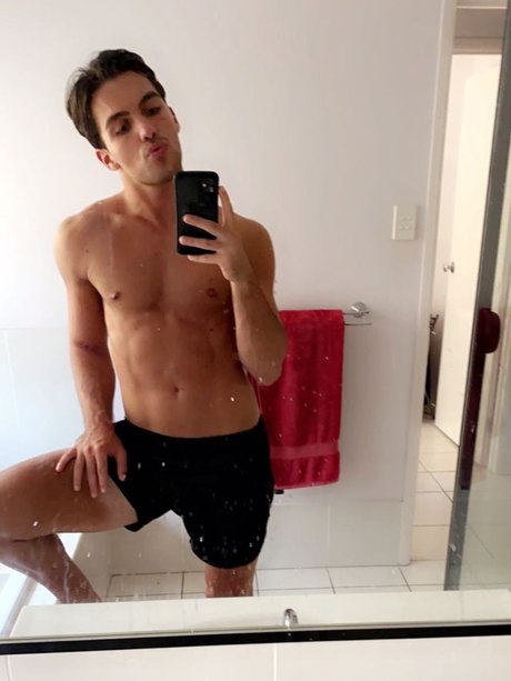 PEACHY101 profile pic