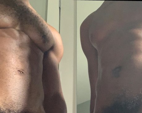 Pinky And Juice free model photos