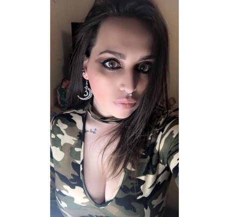 DaniLou pornstar galleries