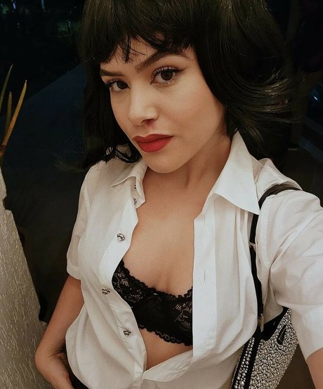 light onlyfans beautiful pictures