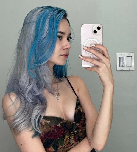 blonde deepthroat onlyfans hot images