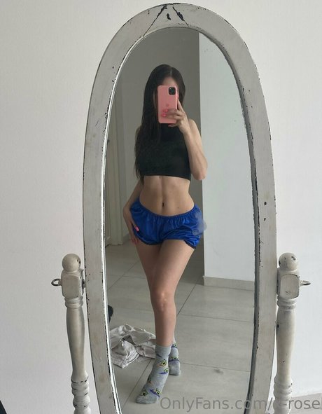 muscular onlyfans pretty pic