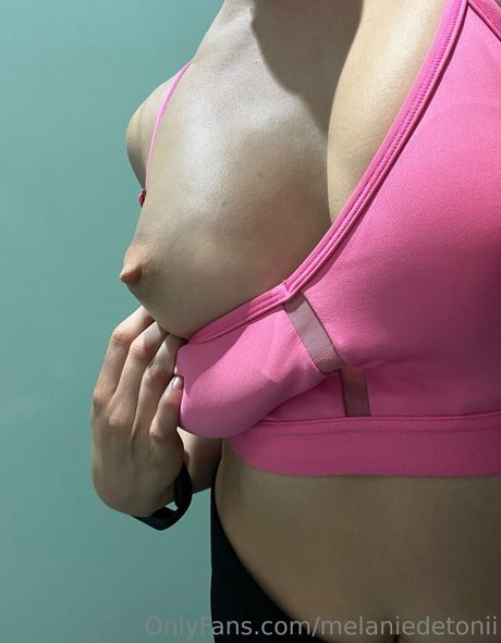 poliamorosaa pornstar perfect images