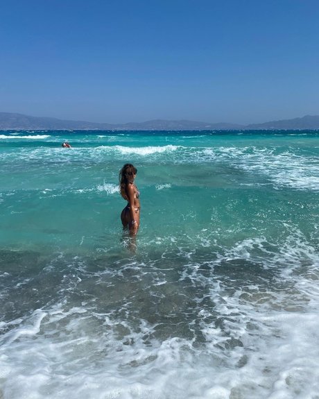 no panties onlyfans beautiful nude img