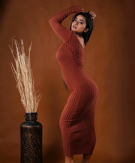 Suhana Khan model galleries