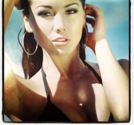 Lisa Kim Fleming model high quality photo