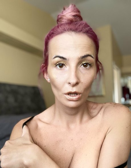 blonde fitness onlyfans sexy archive