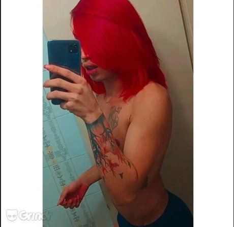 Feh Diniz nude thumbnail