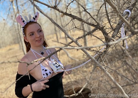 irisjaxx665 pornstar perfect images