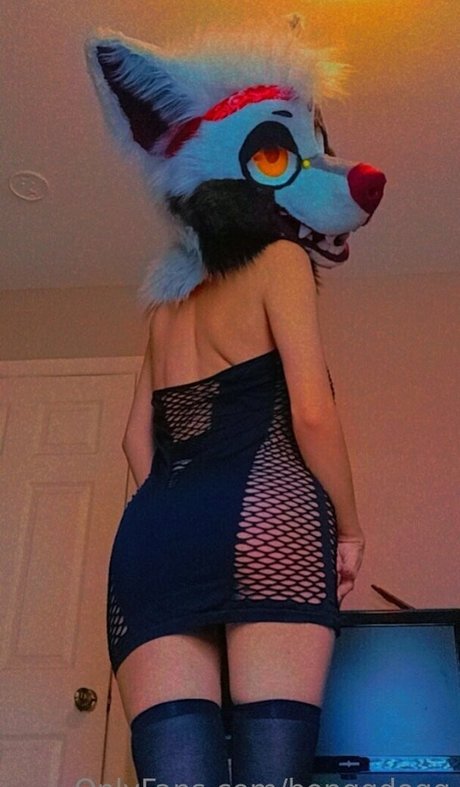 curly hair teen onlyfans naked archive