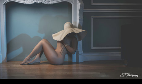 open pussy onlyfans nudes image