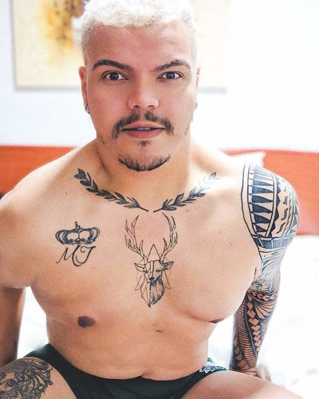 Diego Ferreira star nudes photo