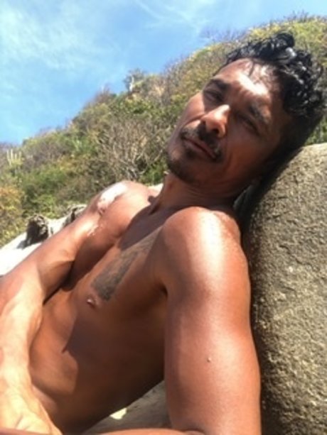 Cocotazo star erotic pic