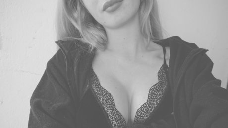 Diana Rose star erotic photos