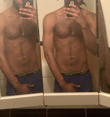 Dee Troubles sex model archive