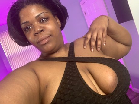 pregnant xxx onlyfans naked photos
