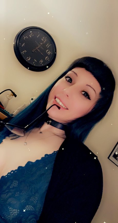 Queen of Quartz exclusive pornstar images