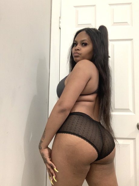 QueenNaNa nice pornstar images