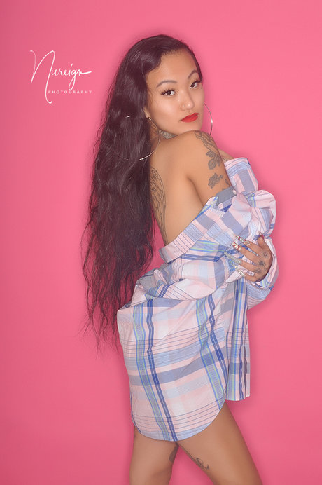 Reignuncut free model pics