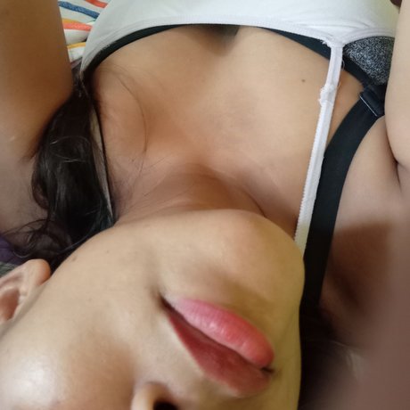Romina Cortez model pretty photos