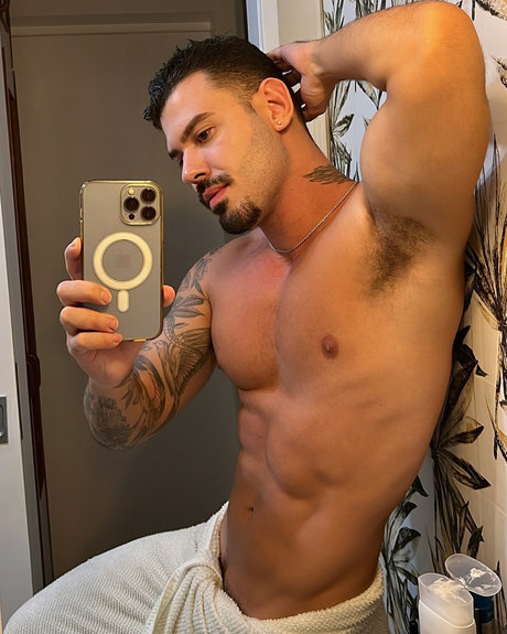 bald pussy onlyfans nudes img