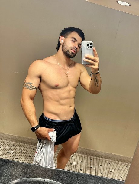 Rvelasquez high quality pornstar img